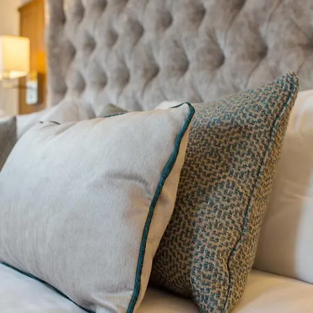 The Wyatt 3* Westport