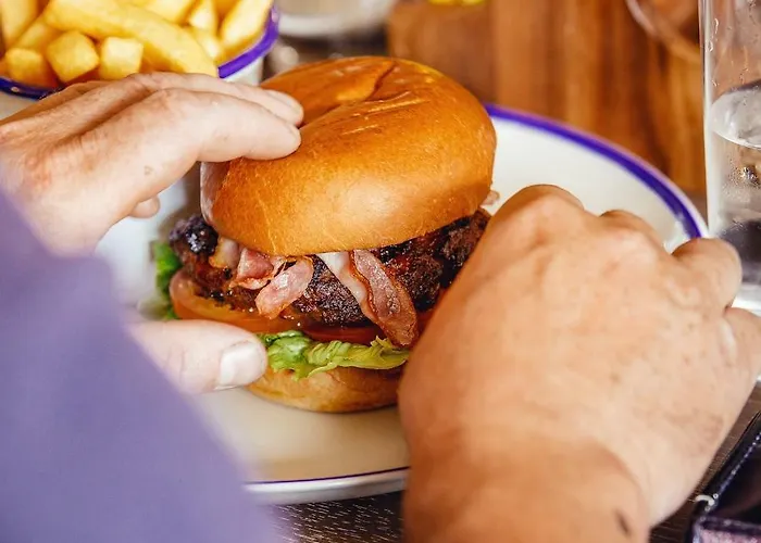 The Wyatt 3* Westport